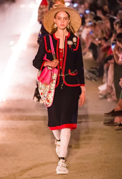 Look 76
